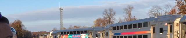 Click to show or hide the buttons